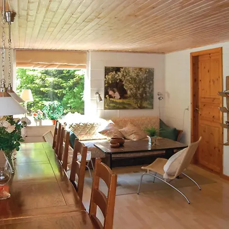 호텔 Cozy In Glesborg With Wifi