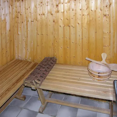 호텔 Cozy In Glesborg With Wifi 4*