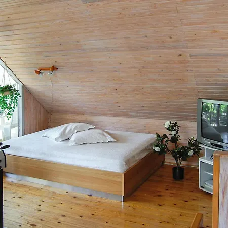 Cozy In Glesborg With Wifi 4*